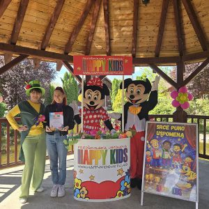 SRCE PUNO USPOMENA (40)