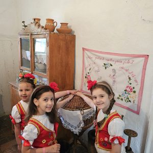 U SVETU TRADICIJE (11)