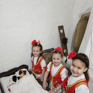 U SVETU TRADICIJE (41)