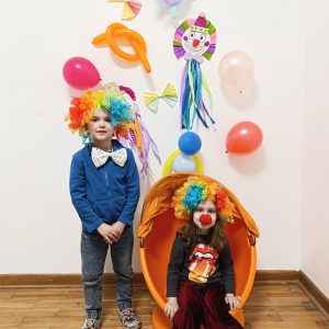 VEČE MALIH KLOVNOVA HK1 (13)