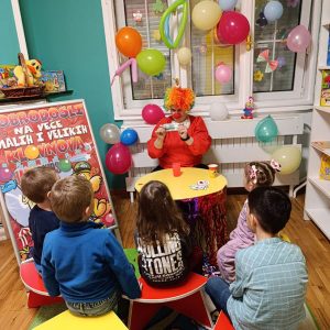 VEČE MALIH KLOVNOVA HK1 (16)