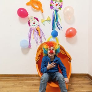 VEČE MALIH KLOVNOVA HK1 (20)