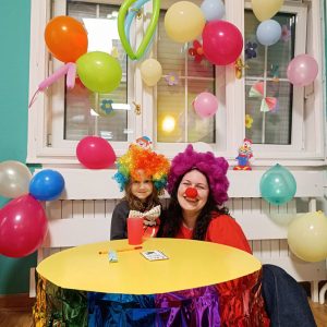 VEČE MALIH KLOVNOVA HK1 (9)