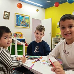 VEČE MALIH KLOVNOVA HK4 (56)