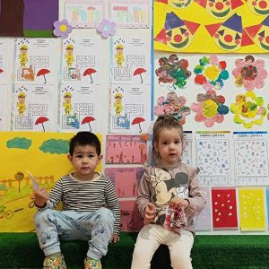 VEČE MALIH KLOVNOVA HK4 (64)