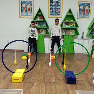 VEČE MALIH KLOVNOVA HK4 (8)