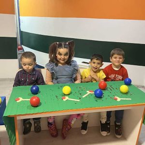 VEČE MALIH KLOVNOVA HK5 (19)