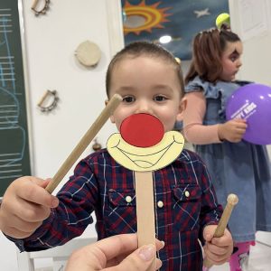 VEČE MALIH KLOVNOVA HK5 (3)