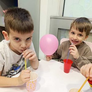 VEČE MALIH KLOVNOVA HK6 (15)