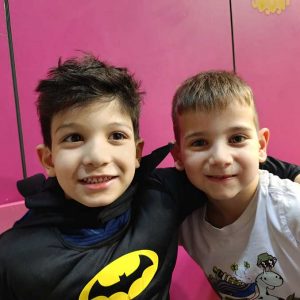 VEČE MALIH KLOVNOVA HK6 (24)