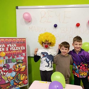 VEČE MALIH KLOVNOVA HK6 (3)