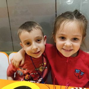 VEČE MALIH KLOVNOVA HK6 (35)