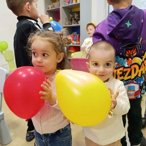 VEČE MALIH KLOVNOVA HK6 (8)