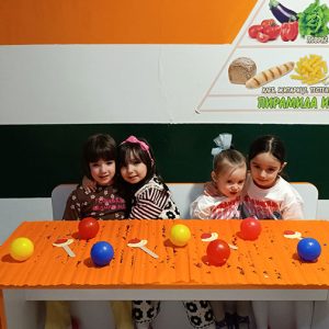 VEČE MALIH KLOVNOVA HK7 (15)