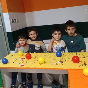 VEČE MALIH KLOVNOVA HK7 (16)