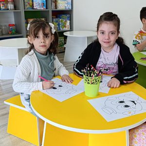 VEČE MALIH KLOVNOVA HK7 (20)