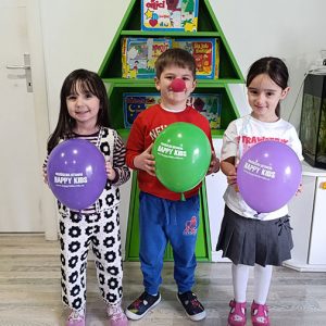 VEČE MALIH KLOVNOVA HK7 (3)