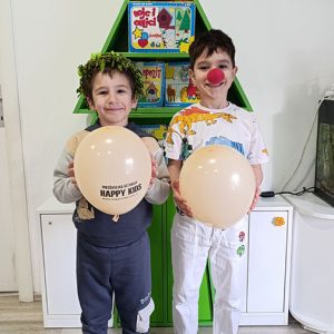 VEČE MALIH KLOVNOVA HK7 (4)