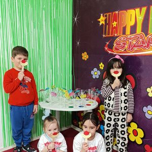 VEČE MALIH KLOVNOVA HK7 (8)