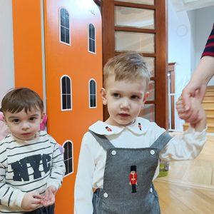 VEČE MALIH KLOVNOVA HK9 (11)