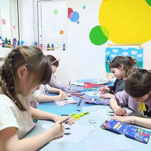 VEČE MALIH KLOVNOVA HK9 (32)