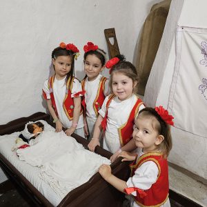 VESELI VREMEPLOV (4)