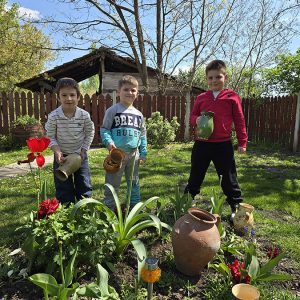 VEŠTE RUKE KOJE STVARAJU ČUDA (20)
