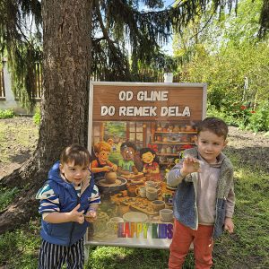 VEŠTE RUKE KOJE STVARAJU ČUDA (41)