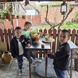 VEŠTE RUKE KOJE STVARAJU ČUDA (46)