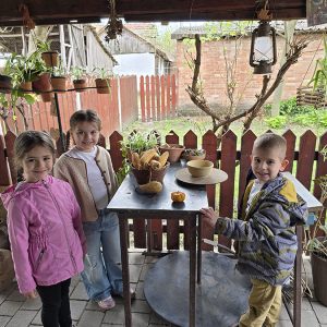 VEŠTE RUKE KOJE STVARAJU ČUDA (48)