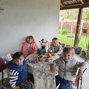 VEŠTE RUKE KOJE STVARAJU ČUDA (54)