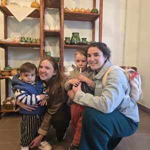 VEŠTE RUKE KOJE STVARAJU ČUDA (61)