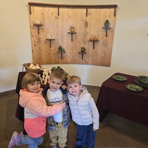 VEŠTE RUKE KOJE STVARAJU ČUDA (63)