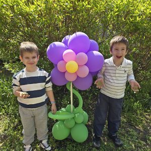 VEŠTE RUKE KOJE STVARAJU ČUDA (9)