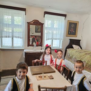 ZAVIRIMO U SVET TRADICIJE (11)