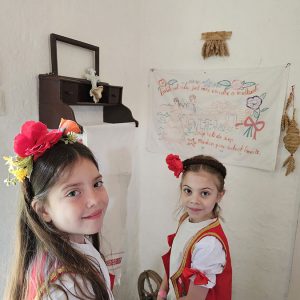 ZAVIRIMO U SVET TRADICIJE (15)