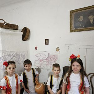 ZAVIRIMO U SVET TRADICIJE (17)