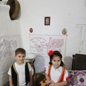 ZAVIRIMO U SVET TRADICIJE (18)