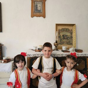 ZAVIRIMO U SVET TRADICIJE (22)