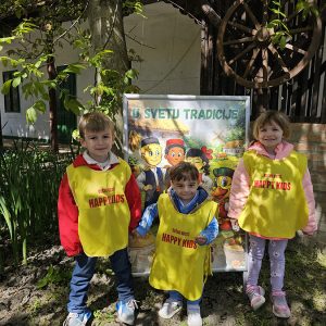 ZAVIRIMO U SVET TRADICIJE (34)