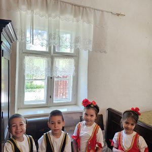 ZAVIRIMO U SVET TRADICIJE (41)