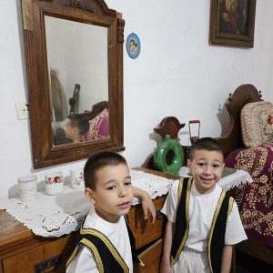 ZAVIRIMO U SVET TRADICIJE (49)