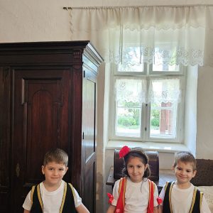 ZAVIRIMO U SVET TRADICIJE (9)