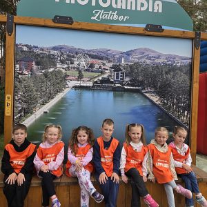 NAŠA PLANETA JE U SIGURNIM RUKAMA (11)