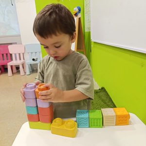 VEČE OMILJENIH IGRAČAKA HK5 (3)