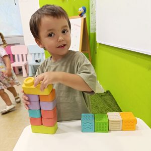 VEČE OMILJENIH IGRAČAKA HK5 (4)