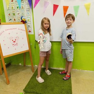 VEČE OMILJENIH IGRAČAKA HK6 (17)