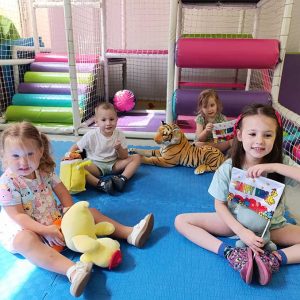 VEČE OMILJENIH IGRAČAKA HK6 (32)