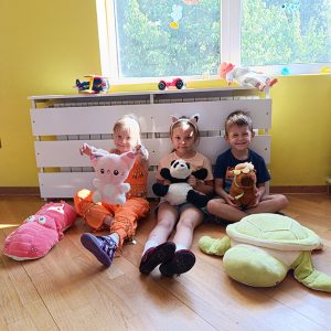VEČE OMILJENIH IGRAČAKA HK9 (24)