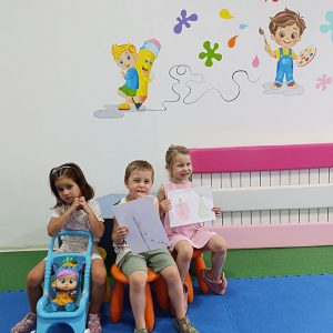 VEČE OMILJENIH IGRAČAKA HK9 (29)